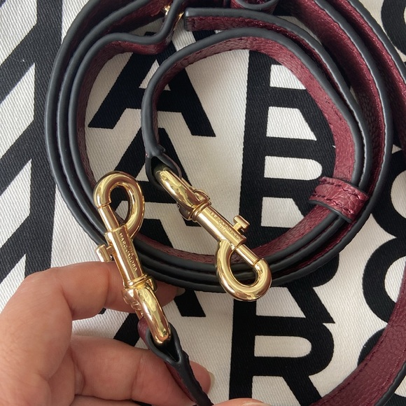 Marc Jacobs Logo Print Tote Bag In Red - Picture 10 of 10